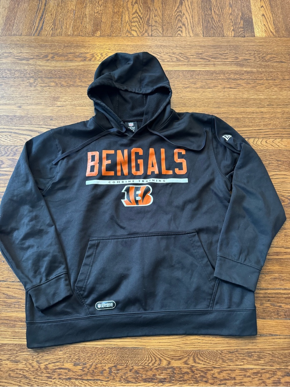 CINCINNATI BENGALS (combine) NFL Team Bengals Black Pullover Hoodie